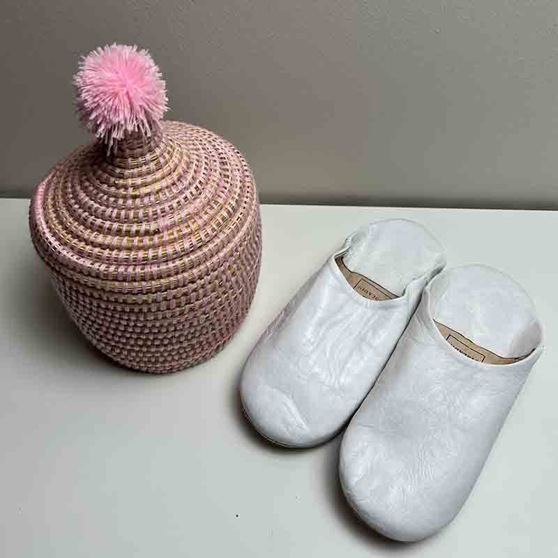 Hvide Slippers til Dame – Uimodståeligt Tilbud! Komfort & Stil