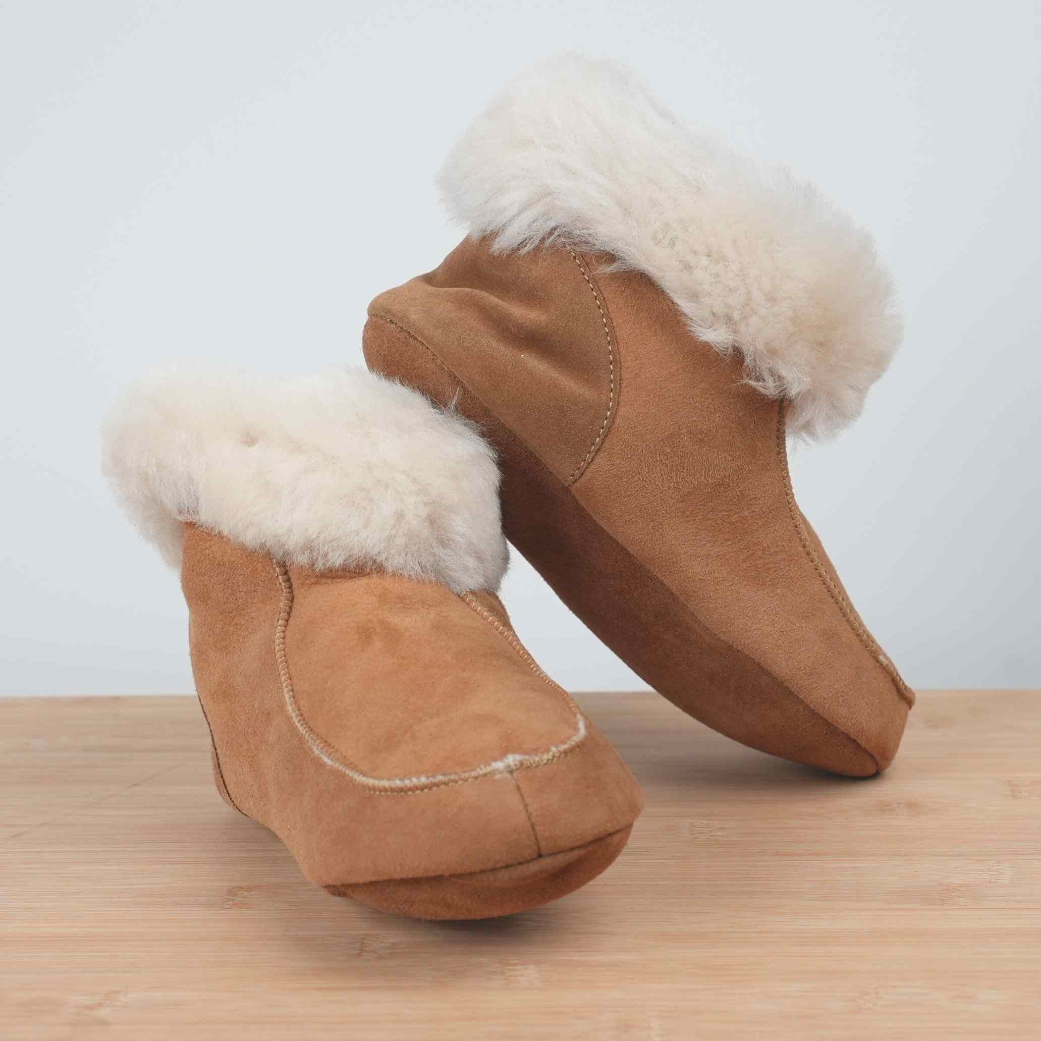Høj Brun Hjemmesko Ava – Fantastisk Tilbud til 399 DKK!