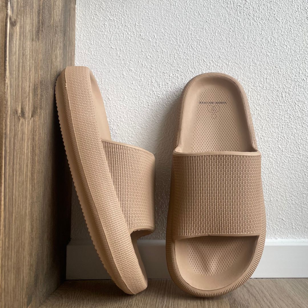 Beige hjemmesko til kun 109,5 DKK – Fantastisk tilbud!