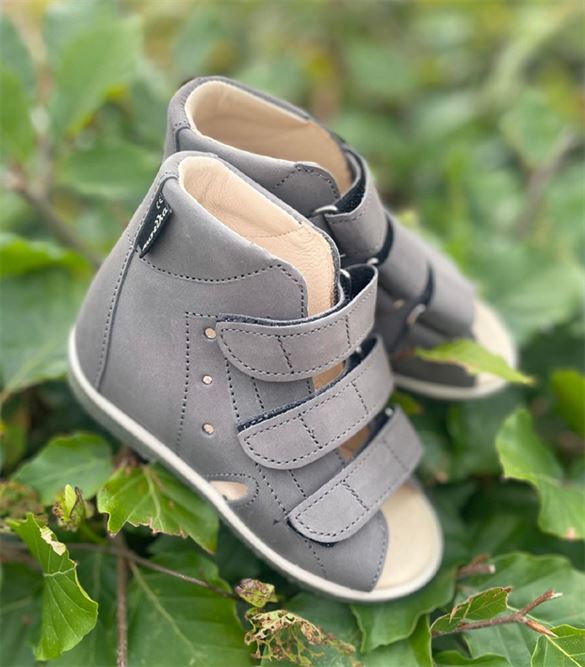 Aurelka Sandal Grå Smal Sandal Med Ekstra Støtte -